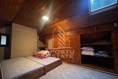 Casă cu 4 camere cu Teren 265 Mp în Poiana - 1
