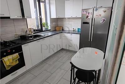 Duplex pe parter - mobilat - utilat - toate utilitatile - beci - pod mansardabil - 11