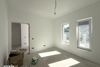 Casă cu 3 camere cu Teren 275 Mp în Sânmihaiu Român - 11