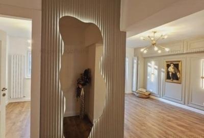 Vanzare apartament de 3 camere Mosilor- Bd Carol - 2