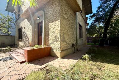 Vila de vanzare in cartierul Primaverii ideala pentru investitie - 26