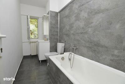 Apartament cu 2 camere decomandat în Decebal