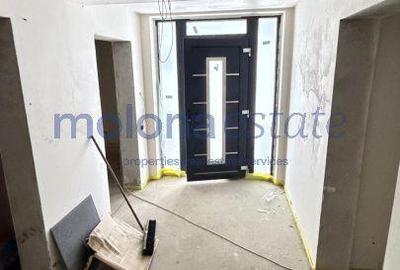 Casă cu 8 camere cu Canalizare în Iris - 3