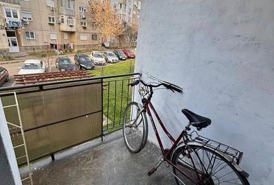 Garsonieră decomandată în Central - 2