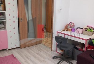 Garsonieră decomandată în Apărătorii Patriei - 10