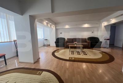 Apartament cu 3 camere, decomandat, centrala termica, Electroputere Mall