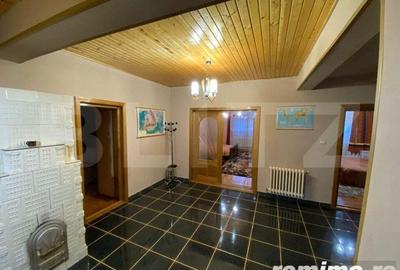 Vila cu potential de transformare in pensiune, 13 camere, Timisul de Sus, Brasov - 14