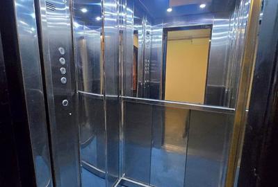Apartament cu 2 camere decomandat, mobilat în 13 Septembrie - 12