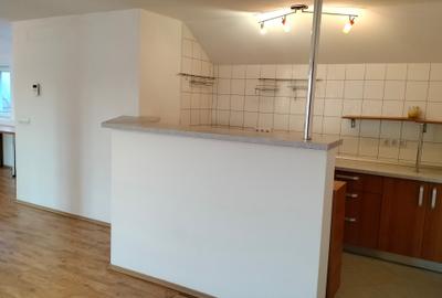 Apartament cu 4 camere semidecomandat, mobilat în Girocului - 2