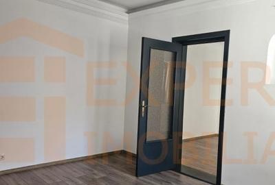 P+1 de vanzare - zona Delfinariu - 7
