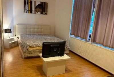 Apartament cu 4 camere decomandat în Centrul Istoric - 3