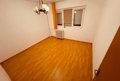 Apartament cu 3 camere decomandat în Sălaj - 5