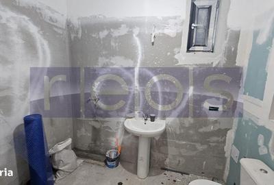 Casă cu 9 camere cu Canalizare în Drumul Taberei - 1