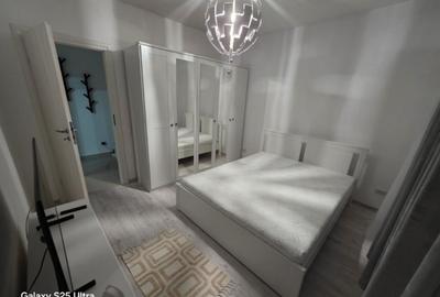 Inchiriez Apartament Militari Resident - 1