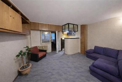 Garsonieră decomandată în Central