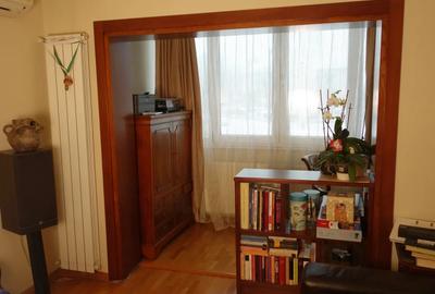 Apartament 2 camere, ultracentral, renovat total, cu baie ?i bucatarie echipate complet - 1