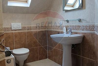 Apartament cu 3 camere semidecomandat în Central - 8