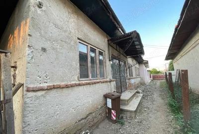 Casă cu 2 camere cu Teren 440 Mp în Central - 6