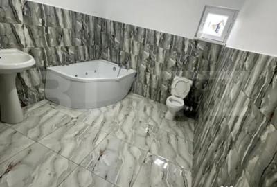 Casă cu 4 camere cu Teren 570 Mp în Tomești - 3