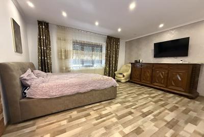 Casă cu 4 camere cu Teren 485 Mp în Titulescu - 10