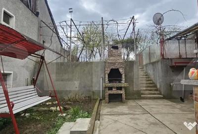 Casă cu 4 camere cu Teren 500 Mp în Micro 4