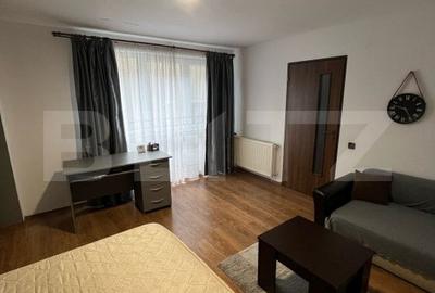 Apartament cu o camera, 38 mp, parter inalt, zona FSEGA