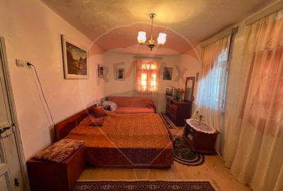 Casă cu 4 camere cu Teren 1000 Mp în Mihălceni - 3