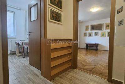 Apartament cu 3 camere decomandat în Tei - 19