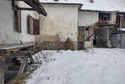 Casă individuală cu 8 camere cu Teren 784 Mp în Vest - 31