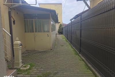 Casă cu 5 camere cu Teren 210 Mp în Coiciu - 10