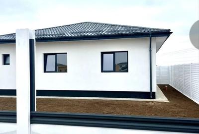 Casă cu 4 camere în Olteni - 7