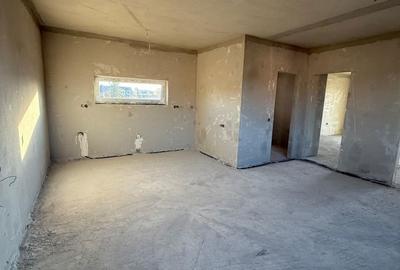 Apartament cu 3 camere în Vasile Alecsandri