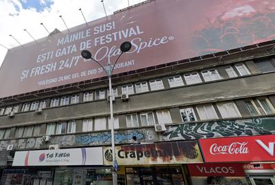 Apartament cu 3 camere semidecomandat, mobilat în P-ța Romană