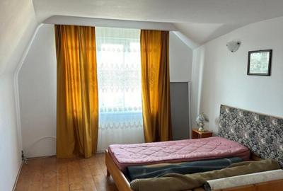 Casă cu 7 camere cu Teren 396 Mp în Eforie