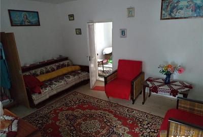 Casă cu 4 camere cu Teren 900 Mp în Nisiporești - 3