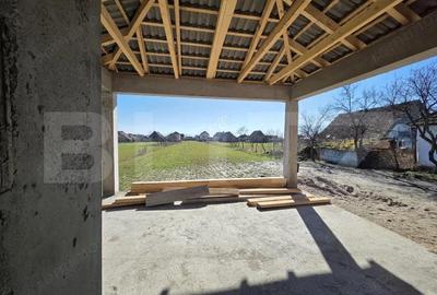 Casă cu 3 camere cu Teren 800 Mp în Amați - 7