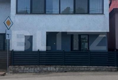 Casă cu 5 camere cu Teren 73 Mp în Central - 2