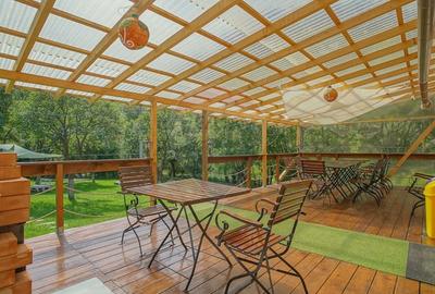 Casă individuală cu 21 camere cu Teren 1137 Mp în Moieciu - 4