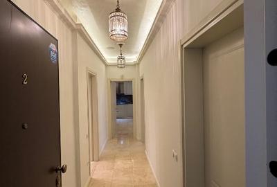 Apartament ultracentral , utilat , semimobilat - 3