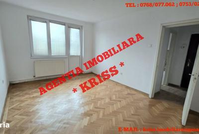Apartament cu 2 camere semidecomandat în Teilor - 3