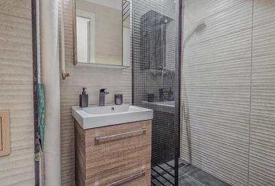 Garsonieră spațioasă de închiriat – Universitate | Str. Academiei - 6