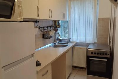 Inchiriez apartament - 3