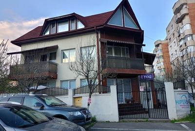 Casă cu 4 camere în Ultracentral - 3