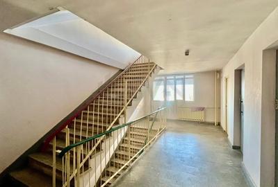 Garsonieră decomandată, mobilată în P-ța Victoriei - 14