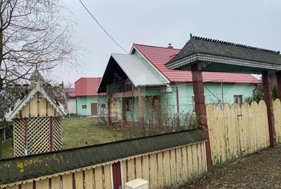 Casă cu 5 camere cu Teren 1700 Mp în Horodnic - 12