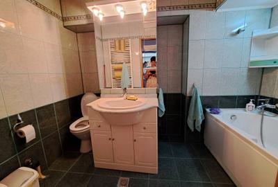 Ultracentral Târgoviște,  vânzare apartament 4camere/2balcoane - 16