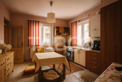 Apartament cu 5 camere decomandat, mobilat în Mihai Viteazul