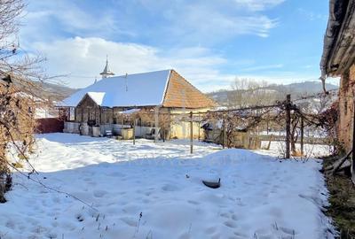 Casă cu 5 camere cu Teren 1200 Mp în Dragu - 3