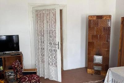 Casă cu 4 camere cu Teren 1112 Mp în Central - 6