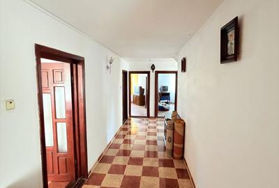 Casă cu 4 camere cu Teren 870 Mp în Central - 8